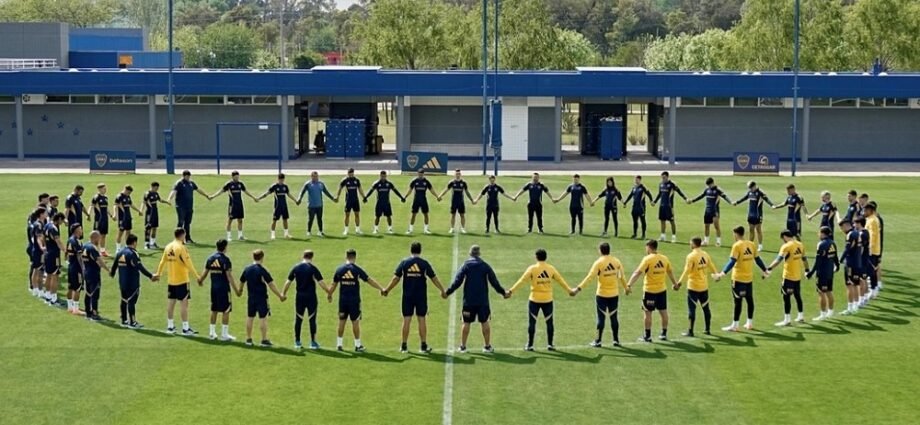 Boca volvió al entrenamiento con un homenaje para Miguel Ángel Russo
