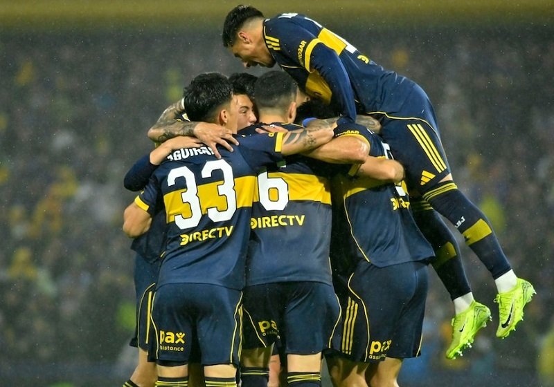 Fiesta, Boca paseo en la Bombonera frente a Newell's y es primero en el Grupo A