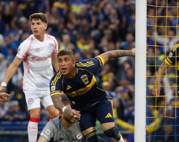 En un partido disputado Boca le gano a Argentinos y esta en semi