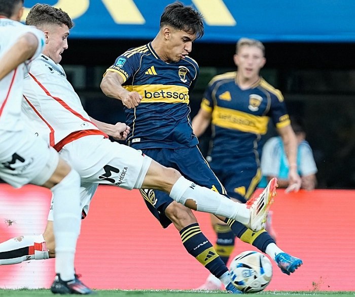 Boca le gano con tranquilidad a Newells en un discreto partido