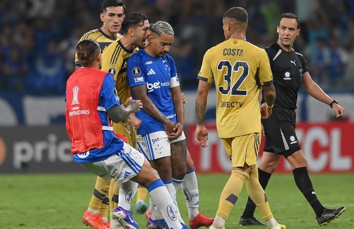 Boca cayo en Brasil contra Cruzeiro y el jugador N° 12