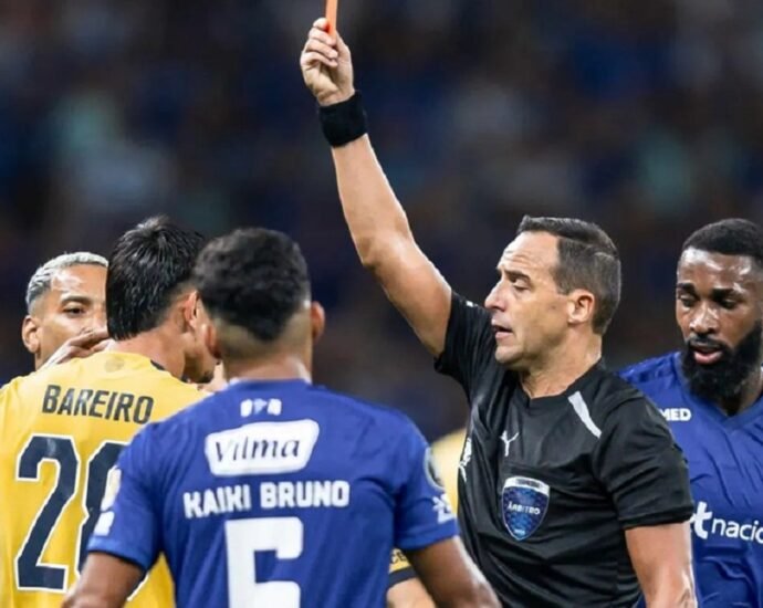 Boca cayo en Brasil contra Cruzeiro y el jugador N° 12