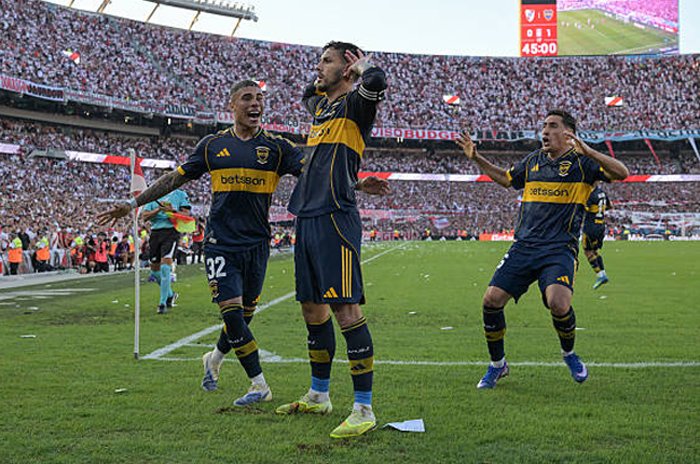Boca gano claramente en el monumental a un River sin juego y sin alma