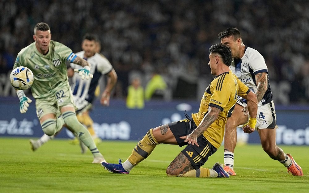 Gran triunfo de Boca en Córdoba ante Talleres que se prepara para la Libertadores