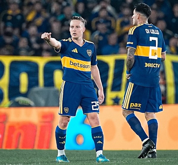 Boca le gano claramente a Estudiantes en el partido que tenia pendiente
