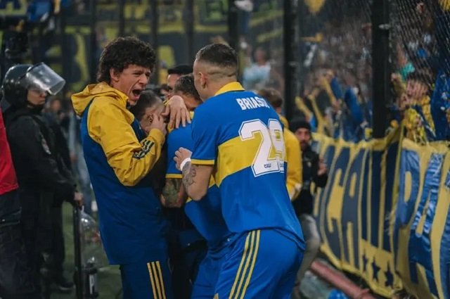 De la viralidad al césped: Facundo “Jagger” Herrera, el central de Boca que rompe el algoritmo