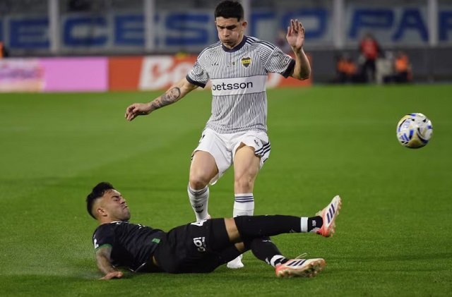 Boca ganó por penales a Vélez y espera por Racing