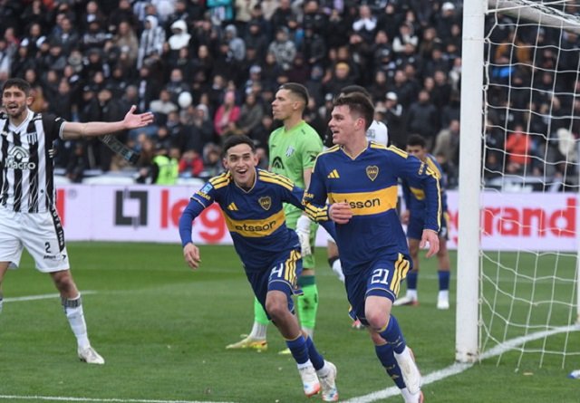 Nuevamente a Boca le faltaron 5 pal partido