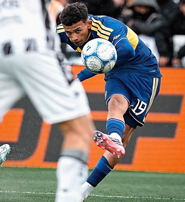 Nuevamente a Boca le faltaron 5 pal partido
